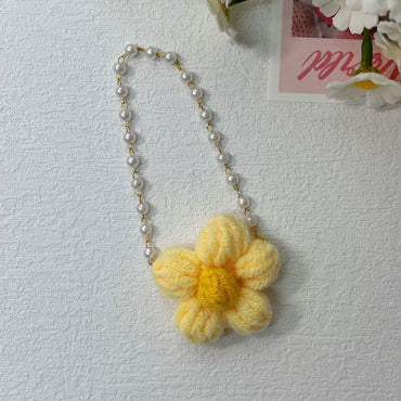 Flower Pearl Chain Bag